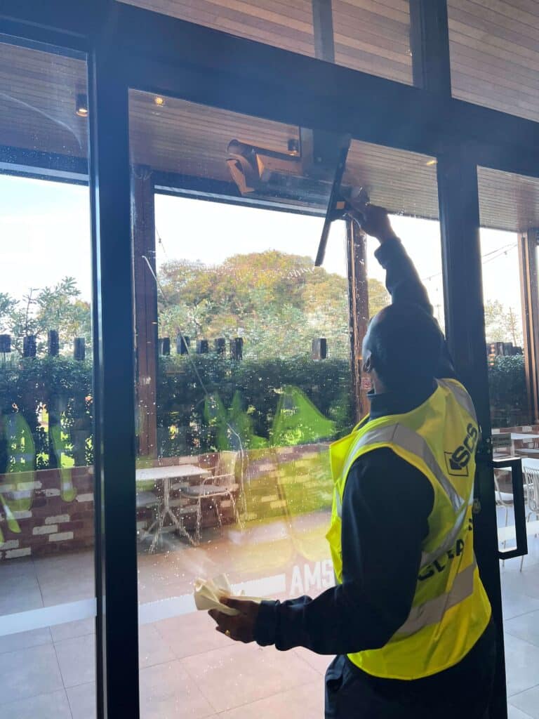 Crystal Clear Expertise : Passion Work